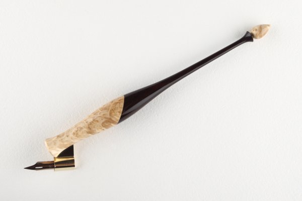 Pen holder made of stabilized Maple Burl and Ziricote wood
