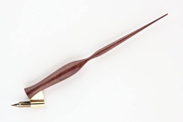 Oblique pen holder made of Katalox wood